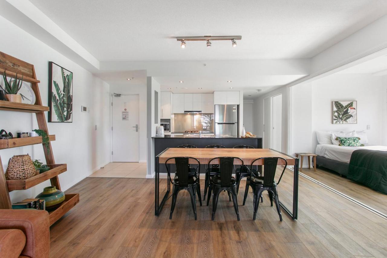 Proximity Waterfront Apartments Ред-Клифф Экстерьер фото
