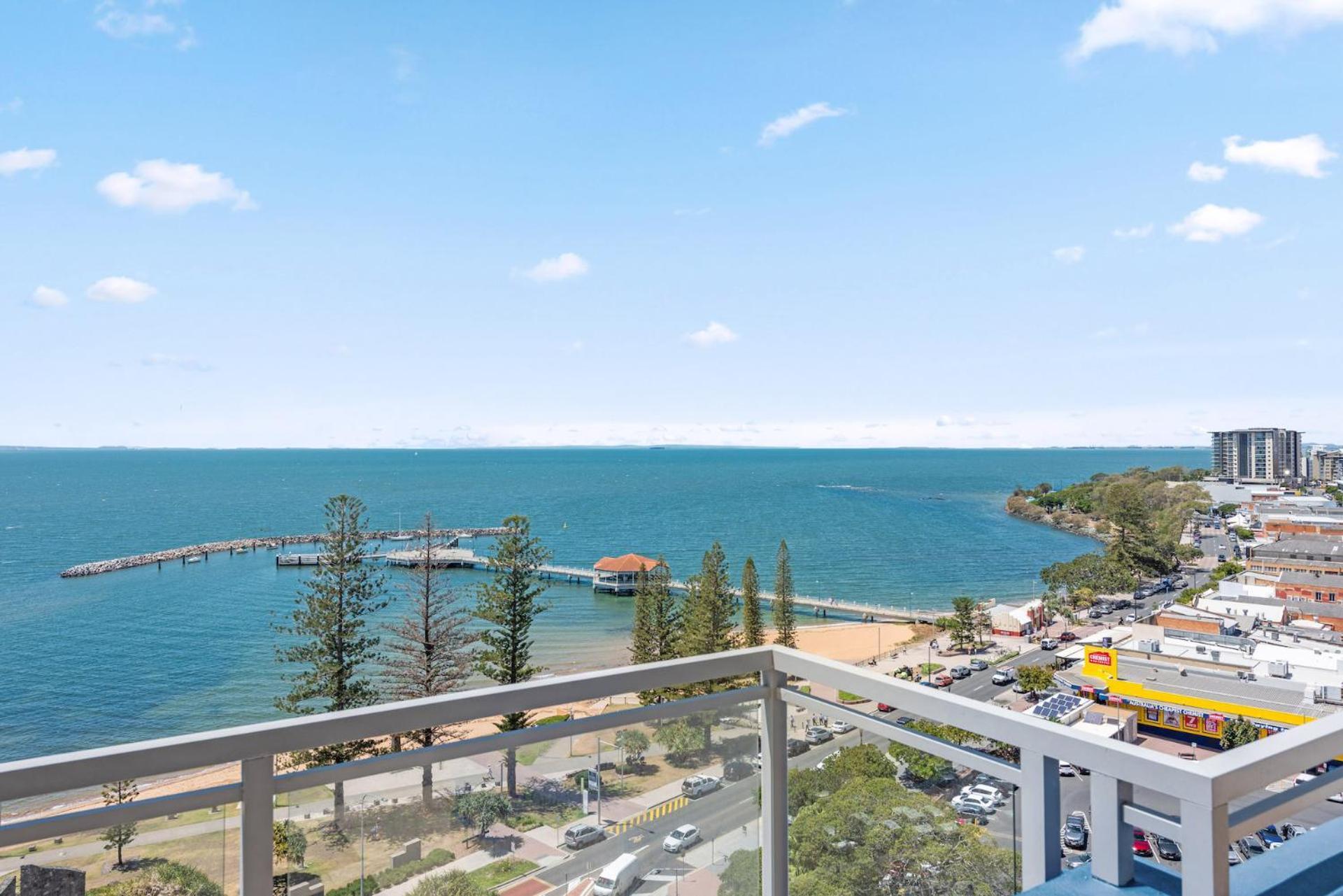 Proximity Waterfront Apartments Ред-Клифф Экстерьер фото
