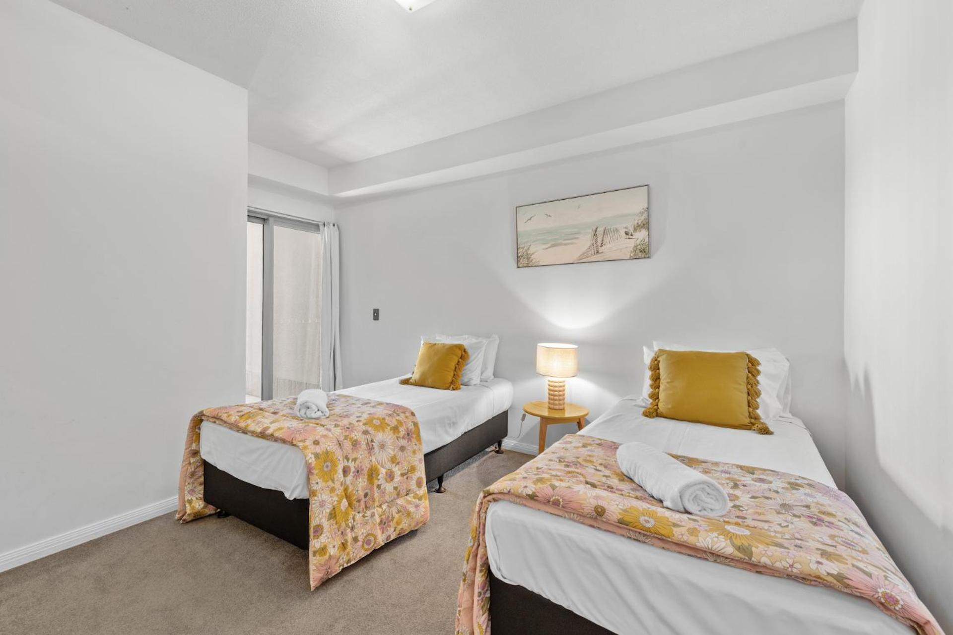 Proximity Waterfront Apartments Ред-Клифф Экстерьер фото