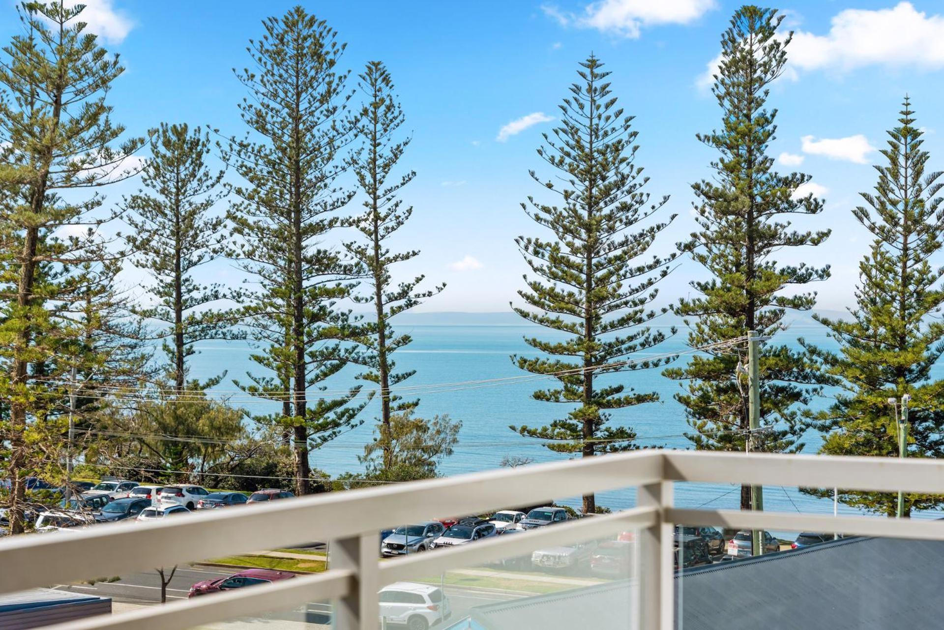 Proximity Waterfront Apartments Ред-Клифф Экстерьер фото