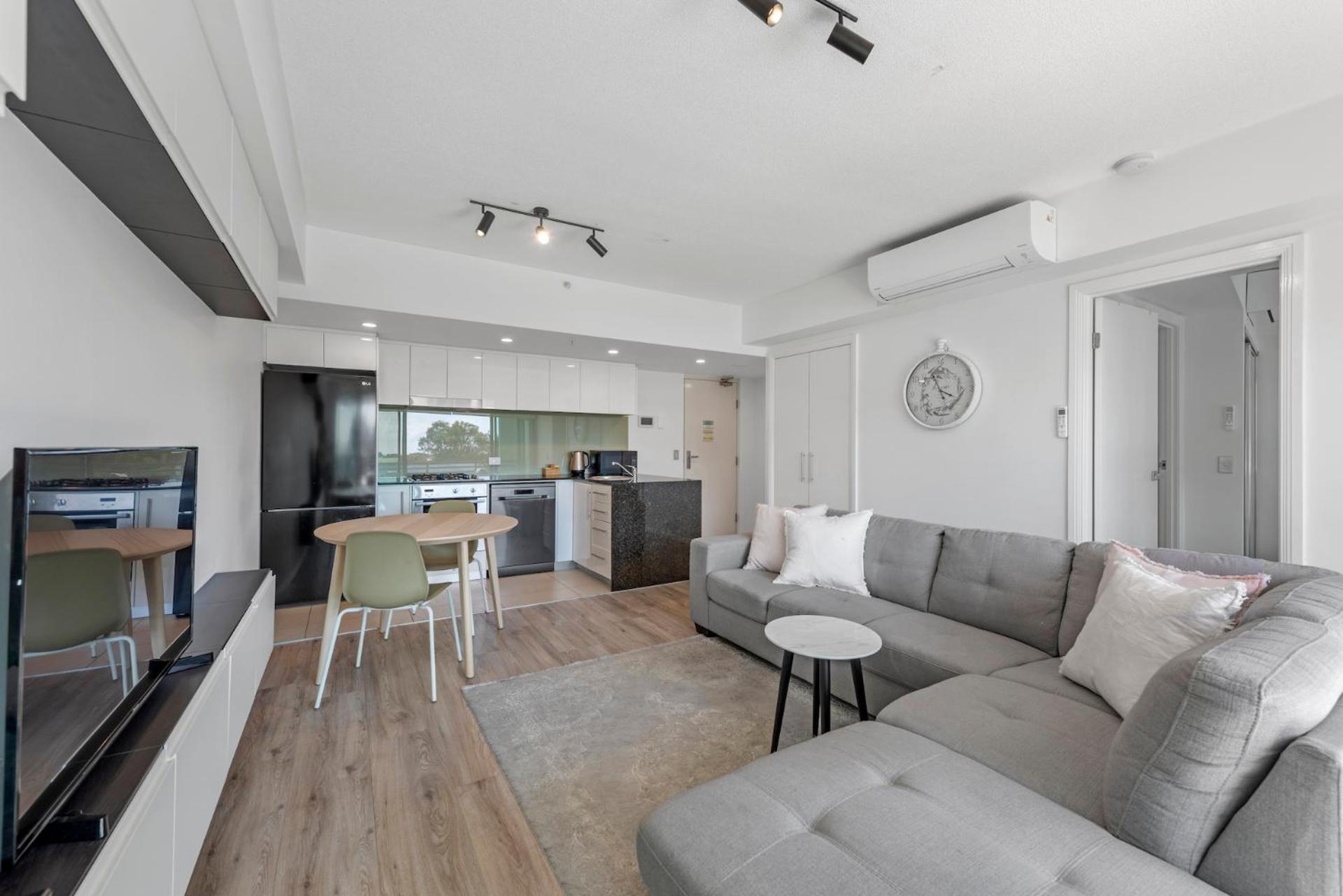 Proximity Waterfront Apartments Ред-Клифф Экстерьер фото