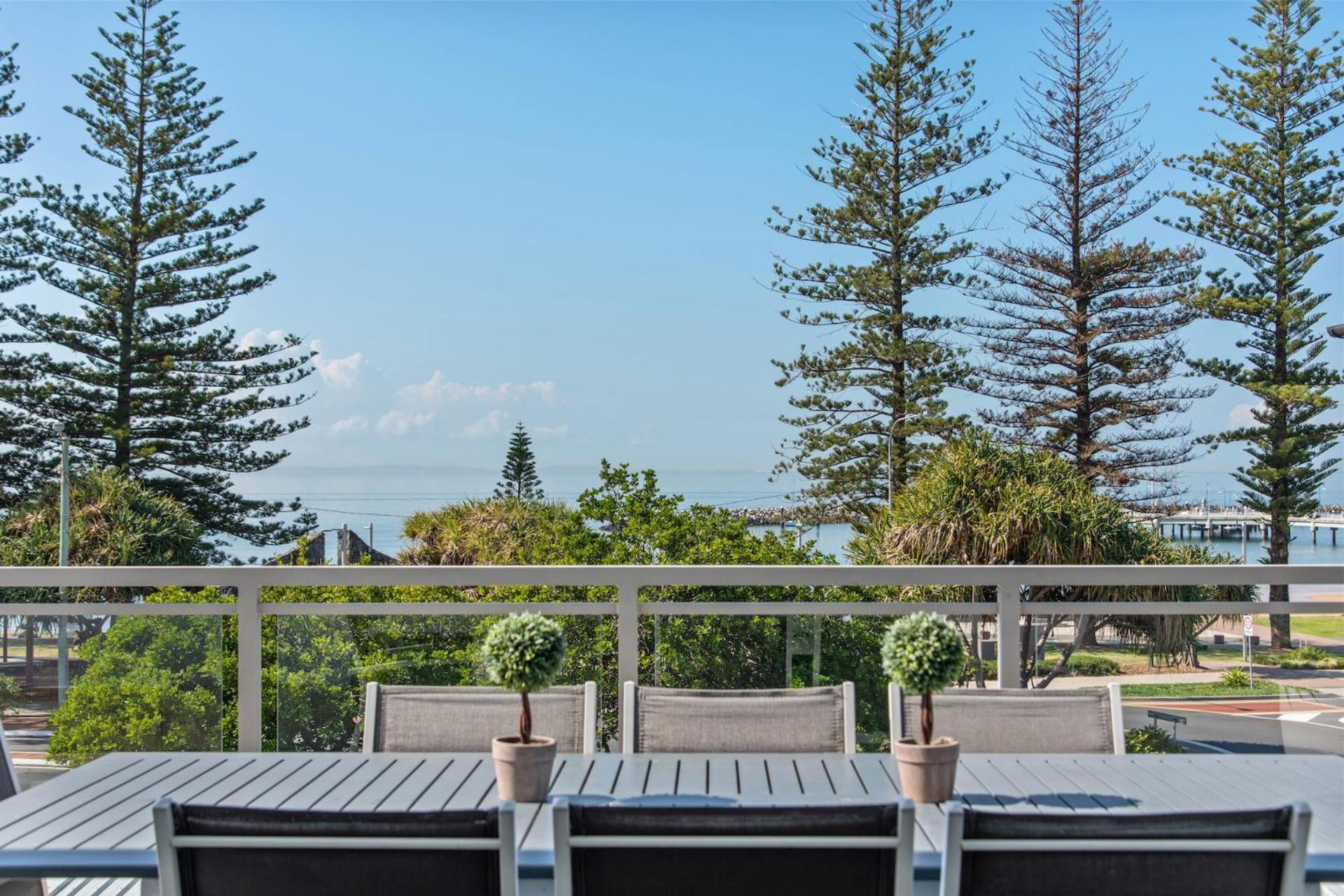 Proximity Waterfront Apartments Ред-Клифф Экстерьер фото
